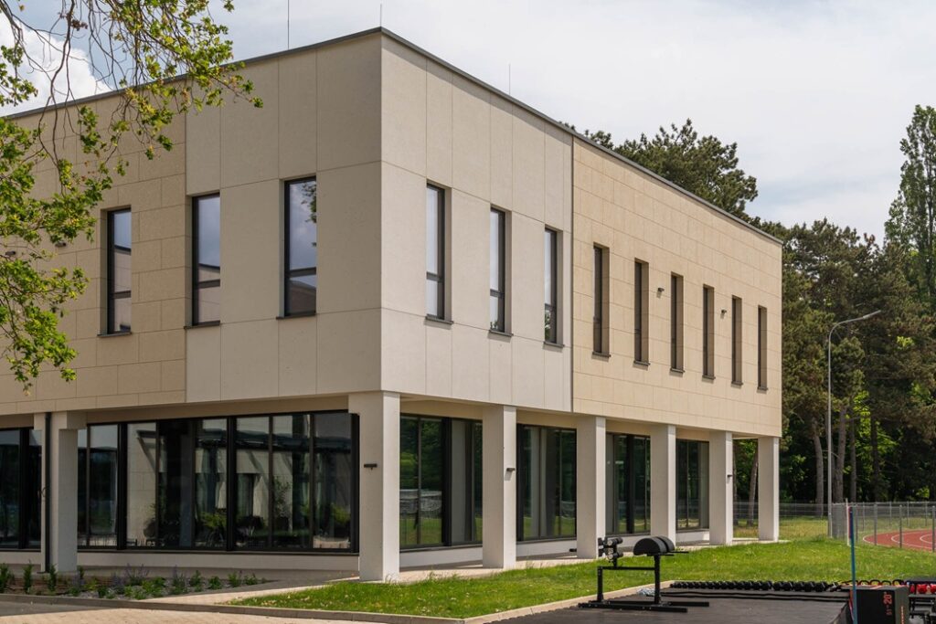 GoPort Śrem_Dryvit_Ameristone T_1, fot. Tremco