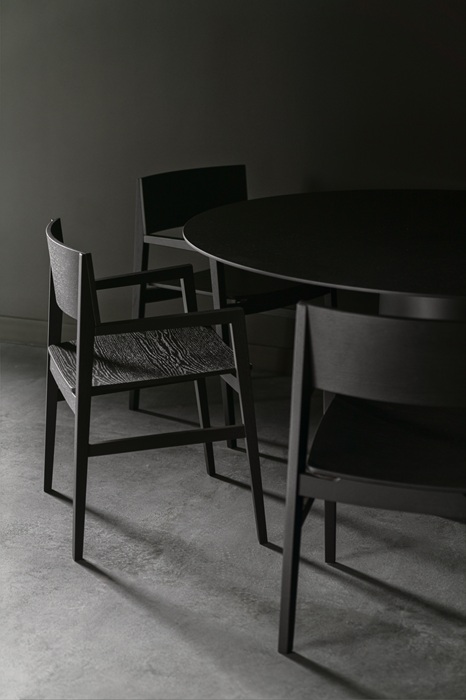 Krzesło Angle Koots ©Tom Kurek, fot. HSH