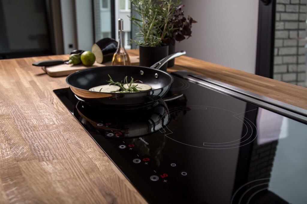 DYNACOOK_szafka_blat, fot. Dynaxo 