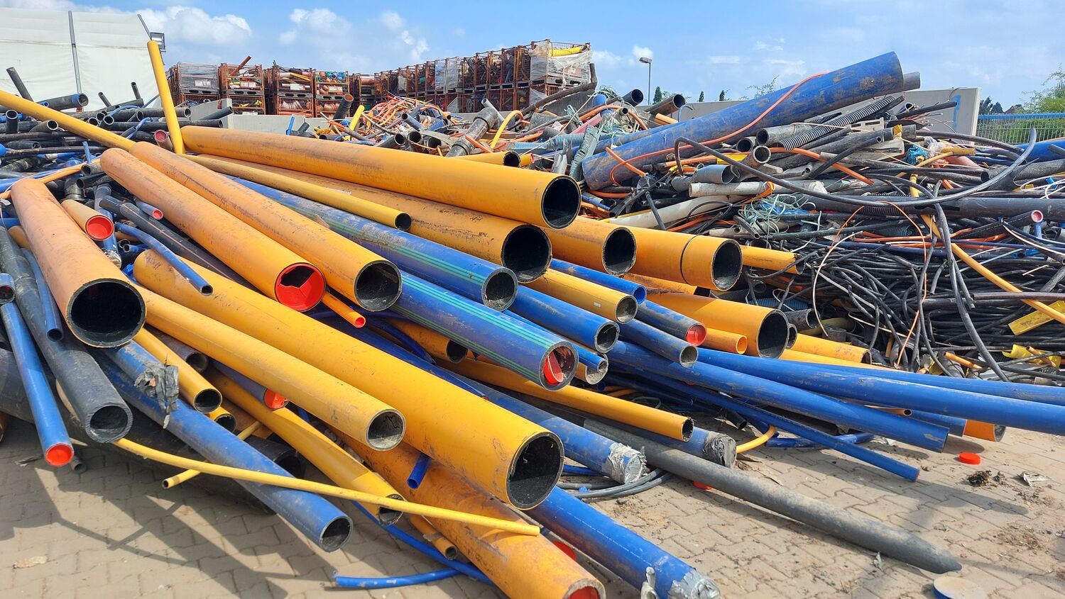 Tworzywa do recyklingu, fot. Wavin