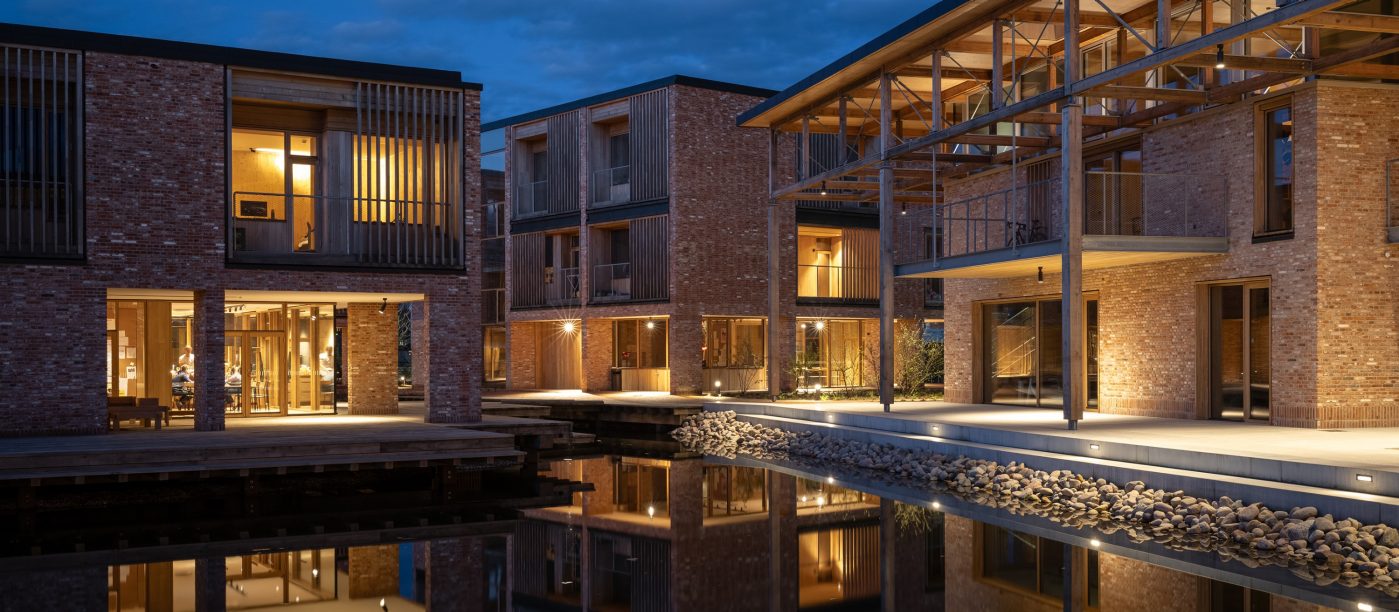 PL_PPR_Exterior_Helene_Høyer_Mikkelsen_workshops_and_apartments_night2