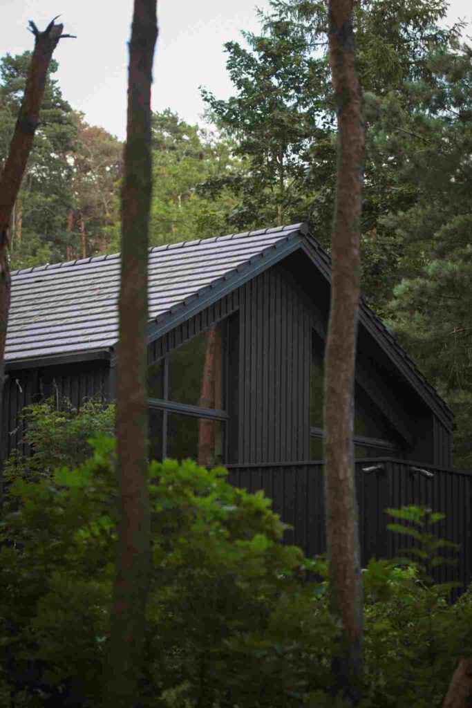 Proj. Gaspard Łobocki Studio fot. Kasper Łobocki_mat. pras. Rubio Monocoat 