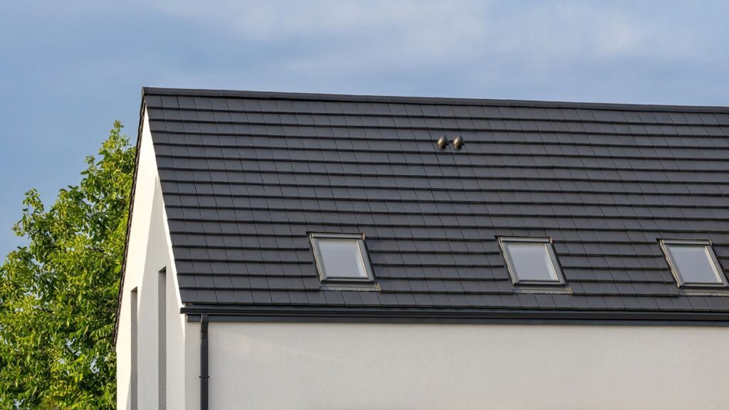 SIMPLA dachówka ceramiczna, fot. swissporTON