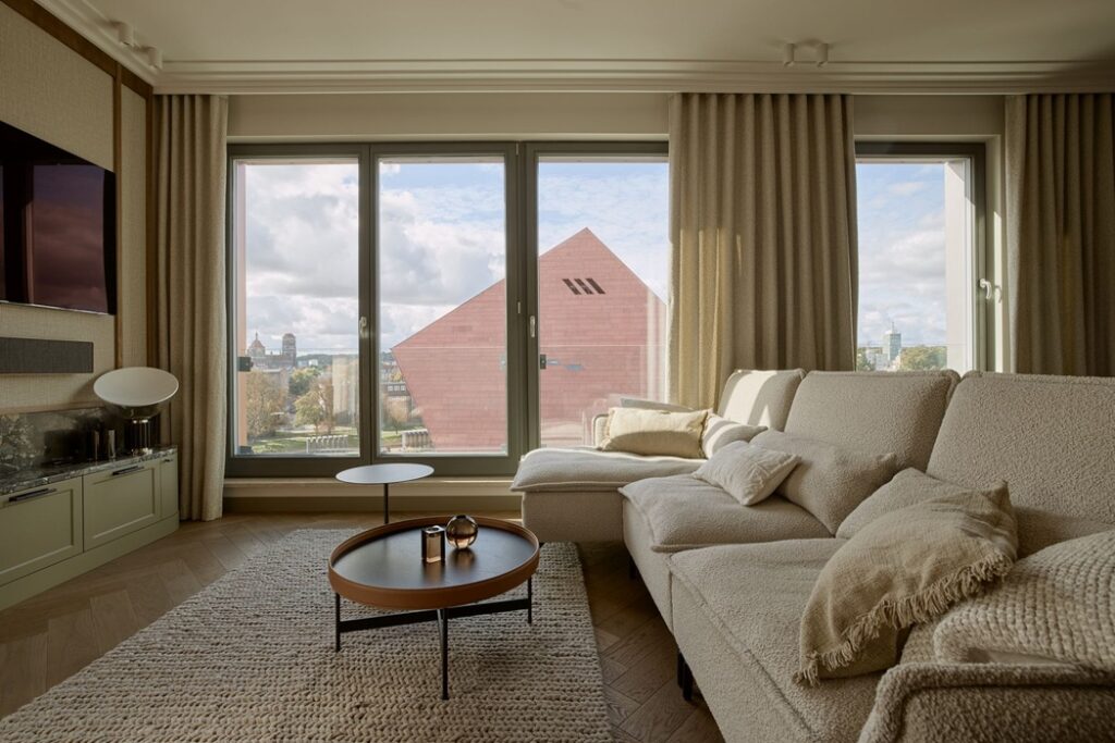 Fot. Emi Karpowicz. Sesja wykonana na zlecenie MO Real Estate z Gdańska. Sprzedaż prowadzi Agata Borys.