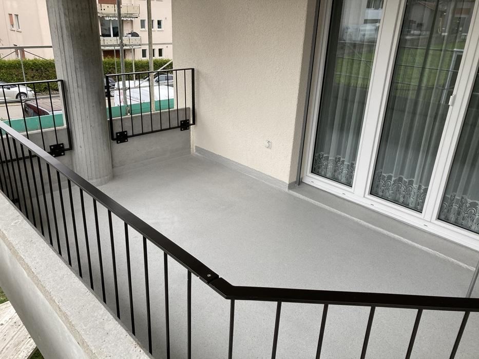 Balkon wykonany w systemie żywic PMMA - Triflex BFS, fot. Triflex.