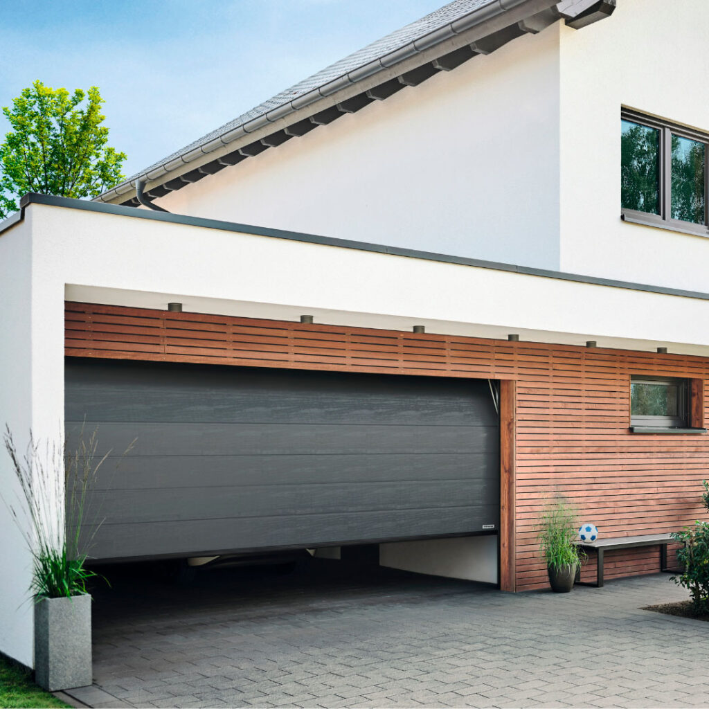 Hörmann-segmentowa brama garazowa-RenoMatci-ciepla brama