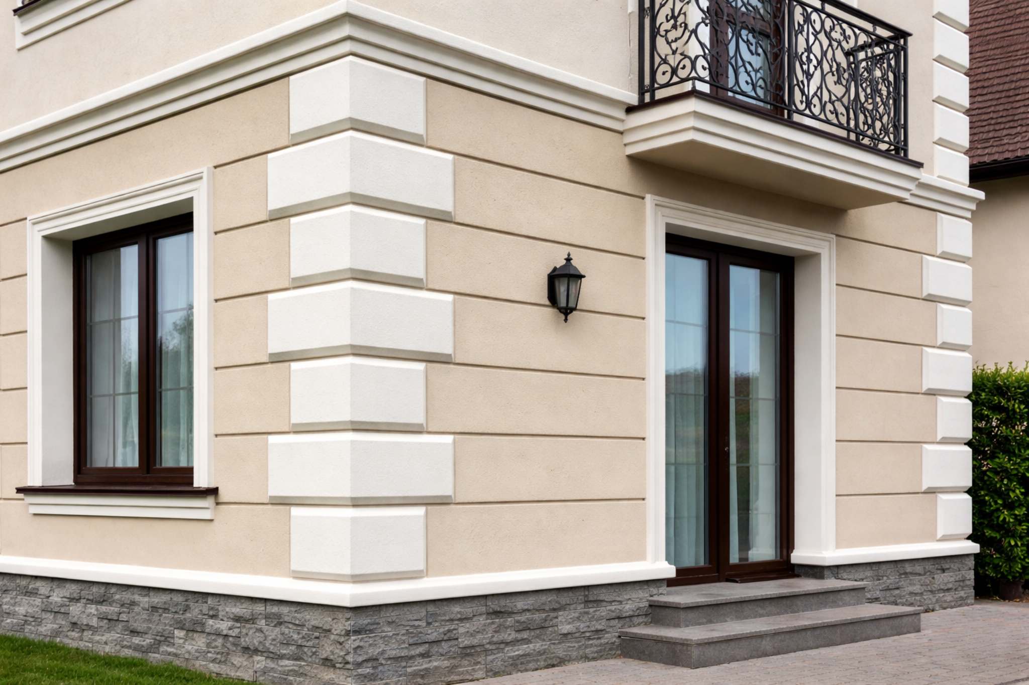 Boniowanie elewacji: sposoby wykonania