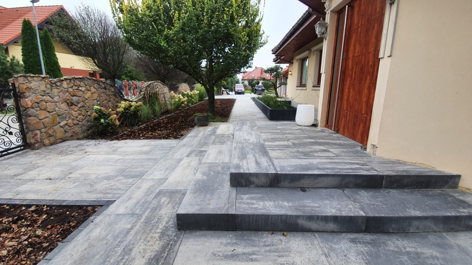 Polbruk Stopień Grando, fot. Polbruk