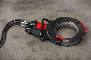 Hydrauliczna przecinarka pierścieniowa do betonu zbrojonego