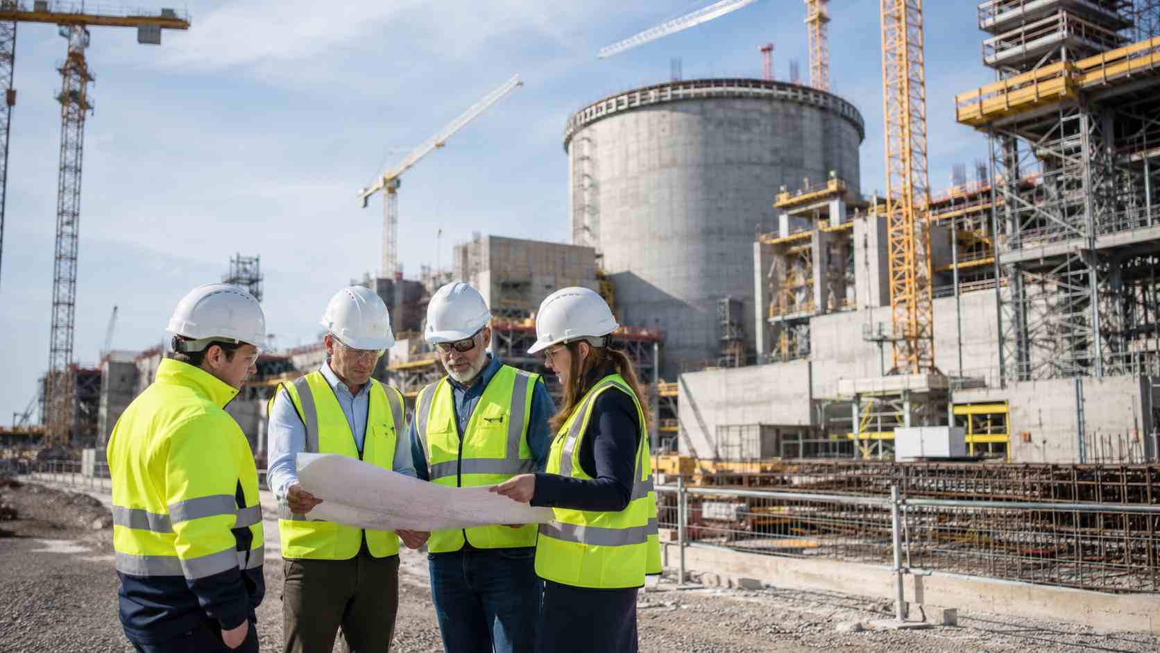 Polskie firmy przy budowie elektrowni jądrowej. GUS i PEJ sprawdzą realny udział krajowego biznesu