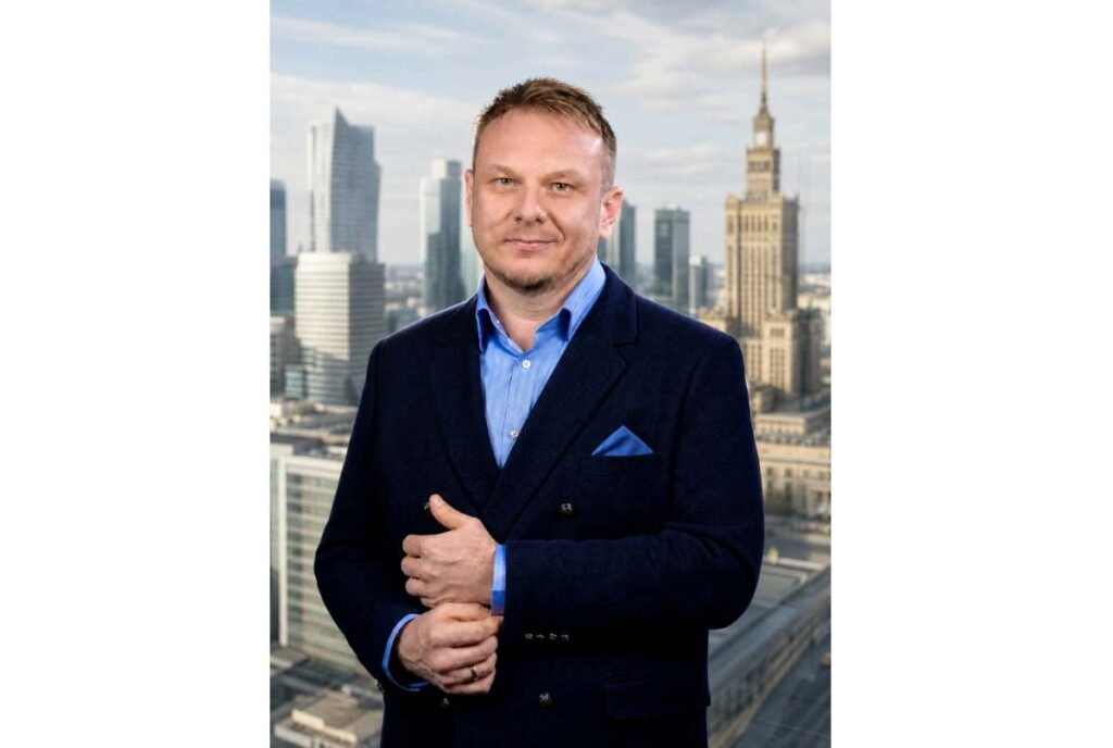 Adrian Miałkowski, Dyrektor Zarządzający Polskiego Związku Producentów Farb i Klejów (PZPFK)