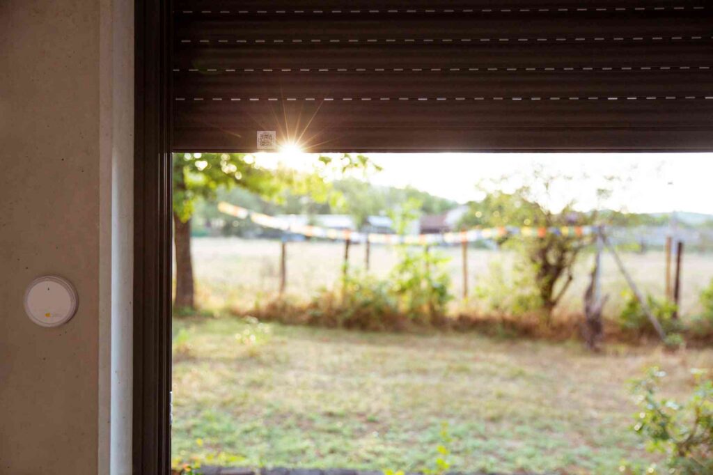 Somfy, napęd RS100 Solar io do rolet zewnetrznych